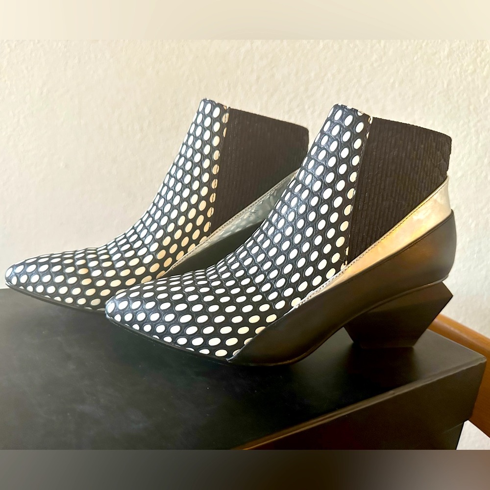 United Nude limited edition
